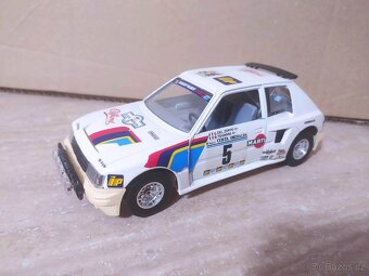 BBURAGO - modely 1:24; MAISTO - 15
