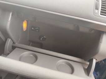 VW Touran Highline 1.6 TDI,77kw.R.V.10/2011.STK 7/2027 - 15