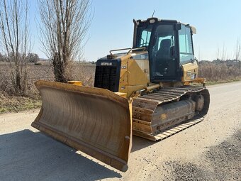 Pásový dozer CAT D5K - 15
