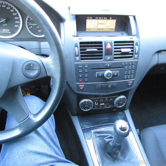 Mercedes-Benz Třídy C, C180 115kw, Limuzína, sedan, 1,8i - 15