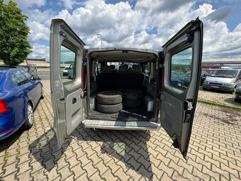 Renault Trafic 6 MÍST 2,5 DCI 107 KW ČR - 15