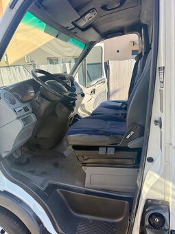 IVECO DAILY 35S14V 2.3HPT 100KW MAXI ČR PO SERVISU ZAN. PNEU - 15