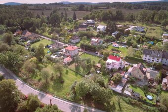 Prodej pozemku pro výstavbu o rozloze 813 m2 - Týnec nad Sáz - 15