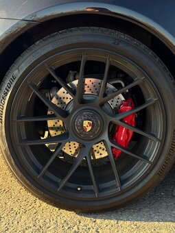 Porsche 911 GTS 4 991.2. Natáčecí náprava, Lift - 15