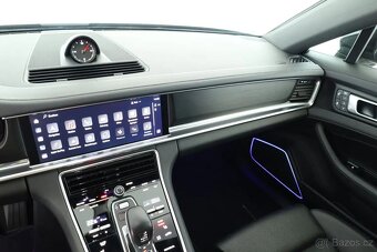 Porsche Panamera - 15