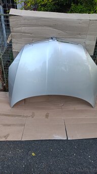 Skoda Fabia 2 - přední nárazník ,přední kapota - 15