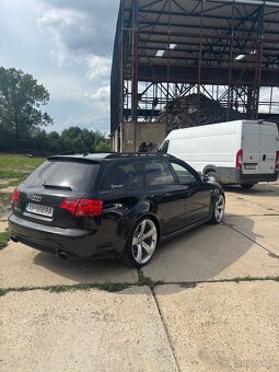 Audi RS4 avant b7 - 15