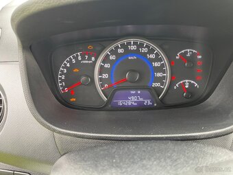 Hyundai i10, 1.0i / 48KW Family + Club, 2019-serviska - 15