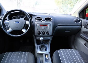 Ford Focus 1.6, 74kW, 2009, KRÁSNÝ STAV, BEZ KOROZE - 15