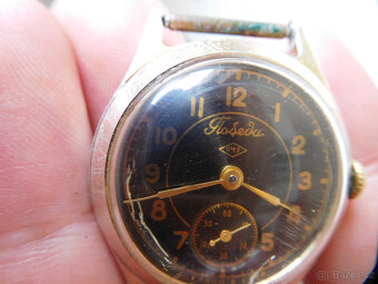 STARÉ HODINKY POBEDA - 15