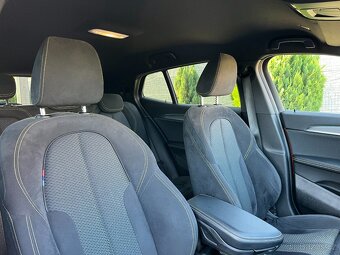 BMW X2 2.0i BENZÍN 141 kW M SPORT - 15