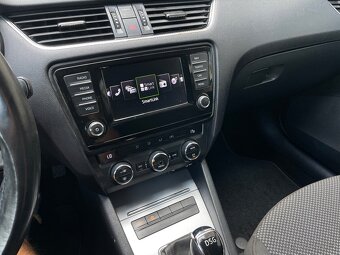 Škoda Octavia 3 - DSG PARKOVACÍ KAMERA - 15