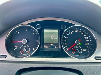 Volkswagen Passat 2,0 TDi DSG HIGHLINE / NAVI / 2013 - 15
