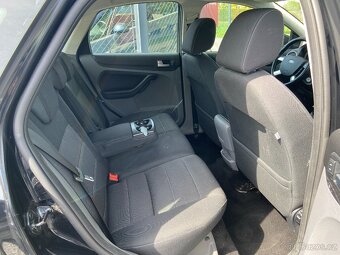 Ford Focus 1,6 i Navigace, Senzory, ALU - 15
