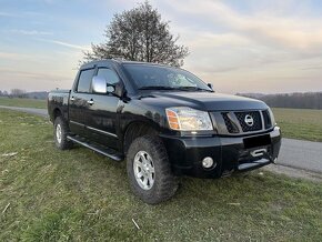 Nissan Titan 5,6 V8 King cabin, 119 xxx km - 15