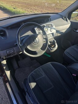 Renault Scenic - 15