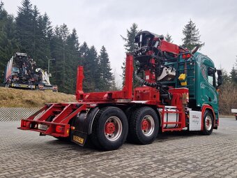 Lesovoz LESOVÚZ Scania V8 R580 do drewna lasu stos dłużyca - 15