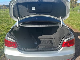 BMW E60 525i Manuál 2004 - 15