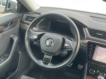 Škoda Superb Combi 2,0 TSI / 206 kW DSG 4x4 Scout - 15