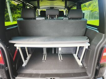 VW MULTIVAN T5 1.9TDI 75kW-189TIS.KM-1 MAJITEL-SERVIS - 15