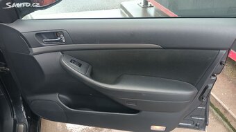 Toyota Avensis, 1.8VVTi top - 15