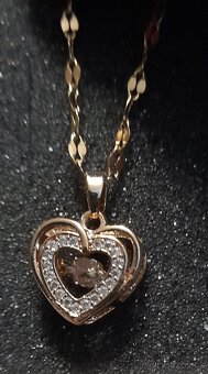 Přívěsky s řetízkem srdíčka - 15