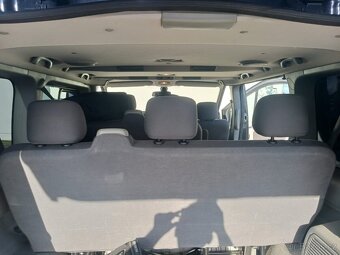 Opel Vivaro 2,5 CDTI - 15
