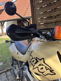 Honda NX650 Dominator - 15