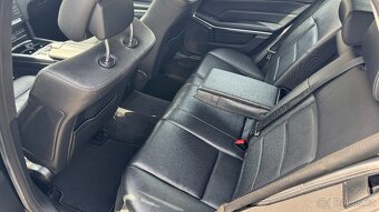 Mercedes-Benz E 200 BLUETEC - 15
