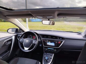 Toyota Auris 1.8 Hybrid Kombi Sports Webasto Panorama Hezká - 15