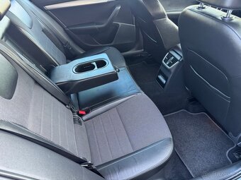 Škoda Octavia 2,0 TDI 110kw DSG Elegance - 15