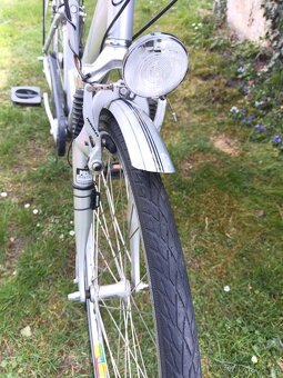Dámské městské kolo 28" zn. HERCULES. - 15
