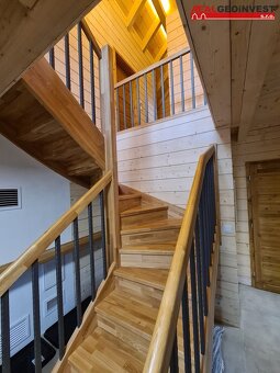 Dvě  horské chaty navzájem propojené ,  240m2, pozemek 834m2 - 15