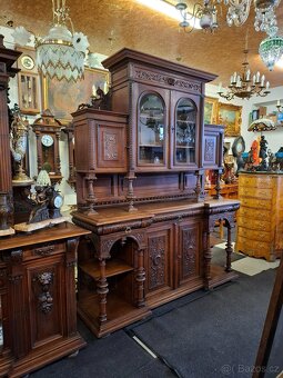 Starožitný neorenesančni příborník HENRI II. - 15