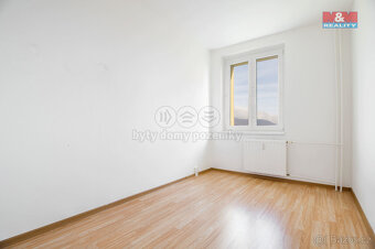 Prodej bytu 3+1, 63 m², DV, Chomutov, ul. Borová - 15