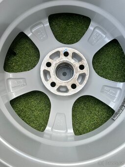 5x105 - 225/45 R17 - TOP ZIMNÍ SADA - 15