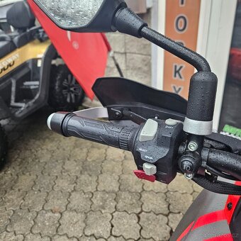 QJ Motor SRT 600 SX, ČR,pouze 3.471 km 3x kufr,ABS - 15