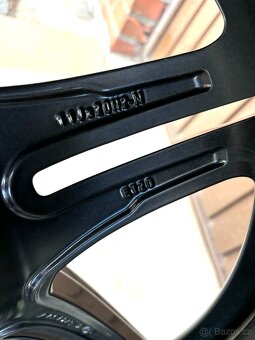 R20 Mercedes AMG GT 4door 5x112 Zimni Michelin - 15