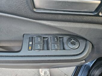 C-MAX, Ghia 1.6 TDCi, nové rozvody, 115 k, 188 tkm, tempomat - 15