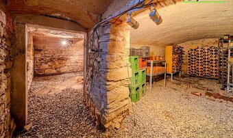 Nově zrekonstruované meditační centrum v lázeňské oblasti - 15