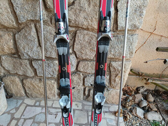 Prodám velmi zachovalou lyžařskou soupravu použitou tak 4x - 15
