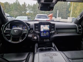 RAM 1500 LIMITED 2020 NEBOURANÝ - 15