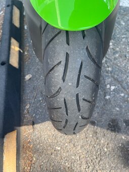 Kawasaki ZX10R Ninja 2007 - 15
