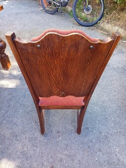 Prodám krásnou antik jídelní sestavu-stůl rozkládací+6 x žid - 15