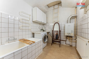 Prodej rodinného domu, 92 m², Praha, ul. V Kuťatech - 15