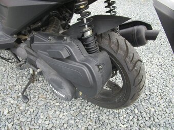 Maxon Blade 125 JJ125T-13, 1. maj. - 15