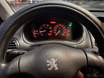 Prodám Peugeota 206, nájezd 130 XXX km - 15