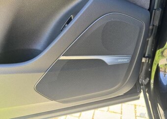 Audi Q7 3.0 TDI SLINE QUATTRO BOSE nafta automat 160 kw - 15