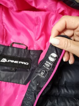 Alpine Pro zimní péřová prošívaná bunda s kapucí - 15