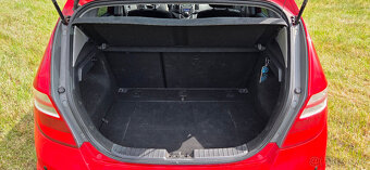Hyundai i30 1.6CRDi 110kW hatchback - 15